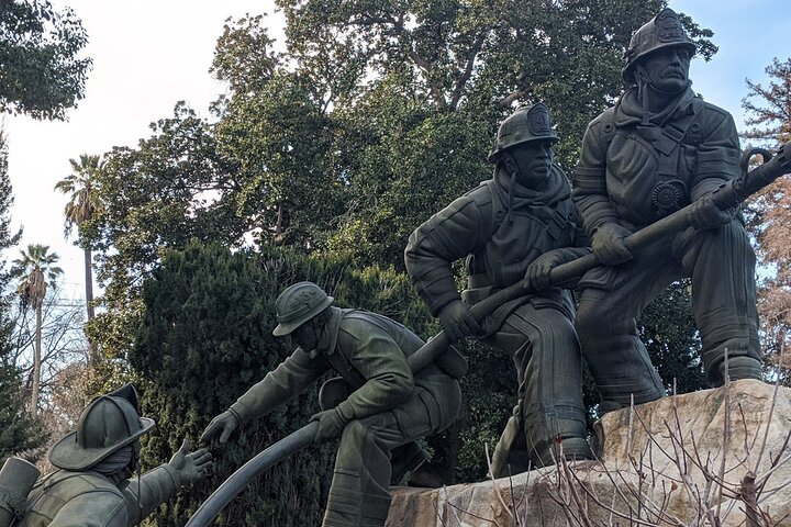 Sacramento Capitol Park Scavenger Hunt Walking Tour - Photo 1 of 6